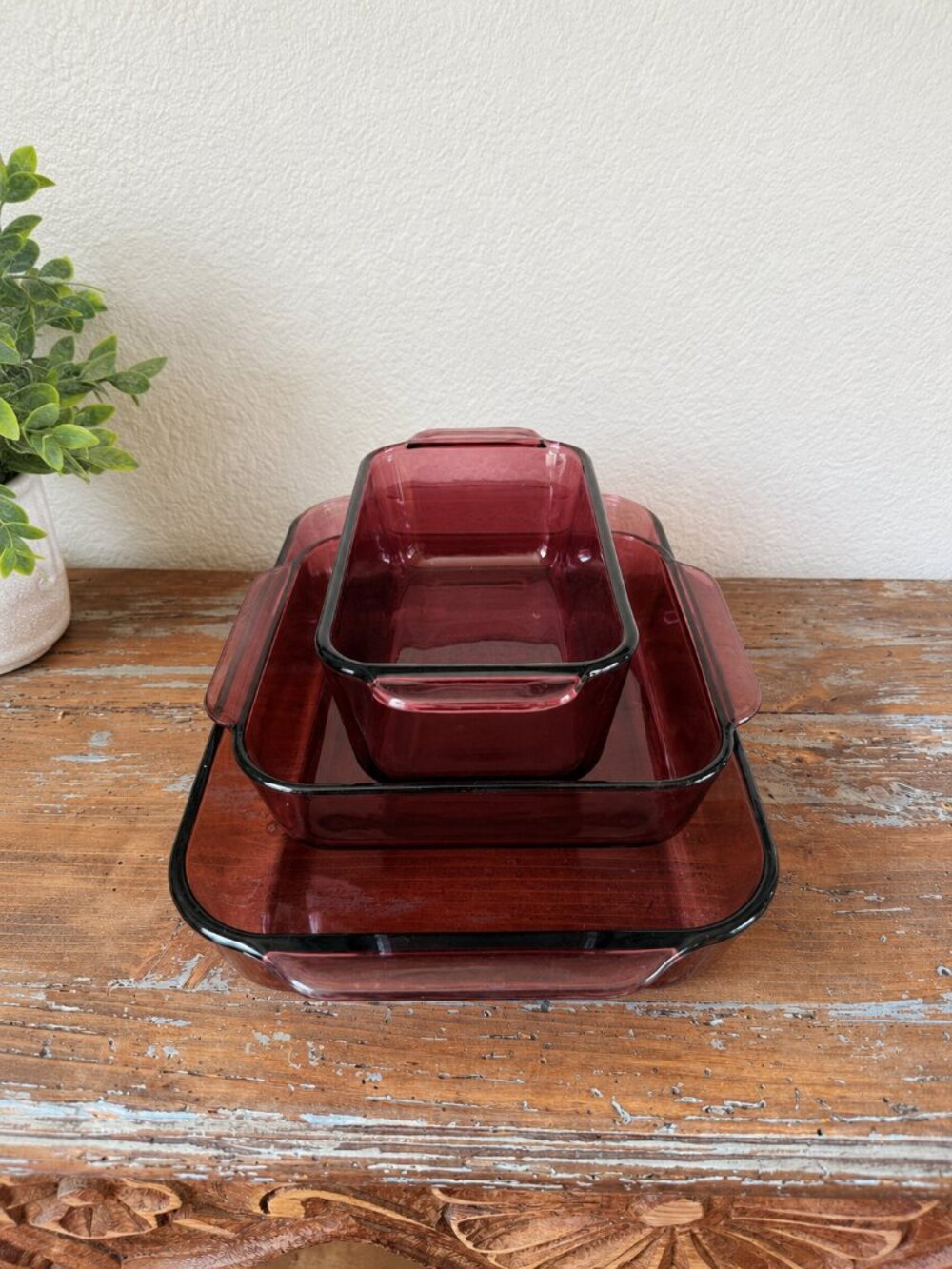 Cranberry Pyrex 3 piece baking dish set